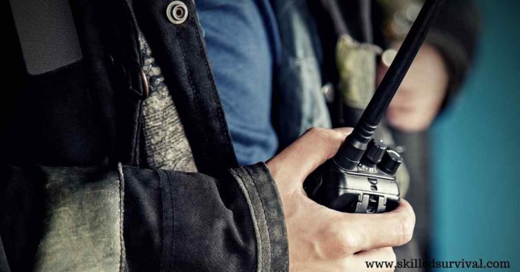 10 Best Walkie Talkies Hand-Picked By A Mountain Rescue Expert